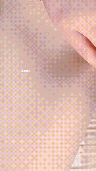 推特抖音福利姬【Mory】顶级VIP动感裸舞变装运镜抖音风四弹(4V)